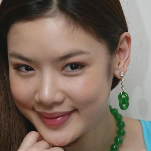 乐基儿年轻照片生活照,乐基儿青春岁月回顾