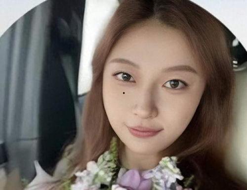 是24岁的明星,揭秘当红明星的成长之路”