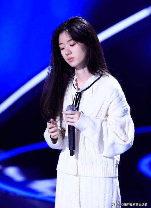 许芳依个人资料,才华横溢的年轻歌手，音乐之路璀璨夺目